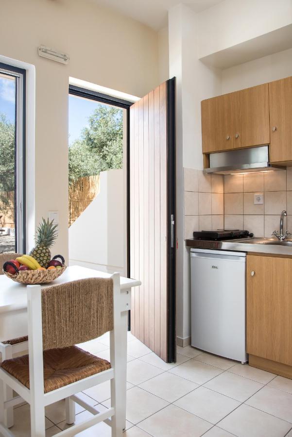 Kanso Rooms Galatas  Bagian luar foto