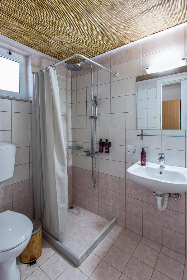 Kanso Rooms Galatas  Bagian luar foto